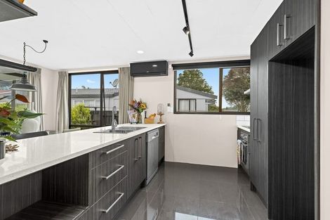 Photo of property in 7 Starforth Place, Henderson, Auckland, 0612