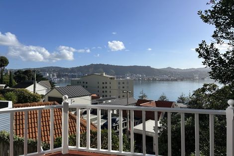 Photo of property in 2/1 Wilkinson Street, Oriental Bay, Wellington, 6011