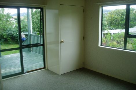 Photo of property in 4 Clarkes Crescent, Paekakariki, 5034