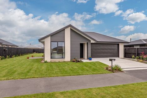 Photo of property in 40 Eric Crozier Road, Darfield, 7510