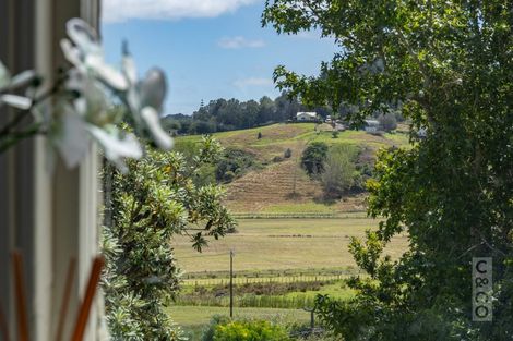 Photo of property in 14 Nelson Street, Helensville, 0800