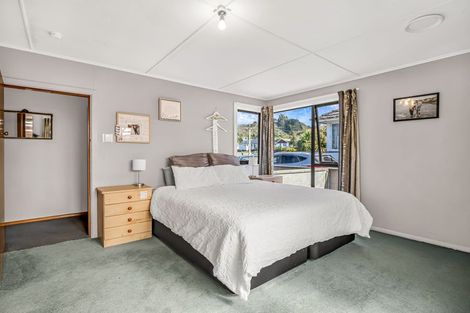 Photo of property in 18 Harlech Street, Oamaru North, Oamaru, 9400