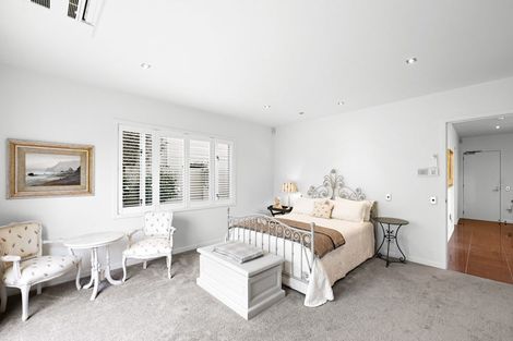 Photo of property in 4 Le Quesnoy Place, Cambridge, 3434