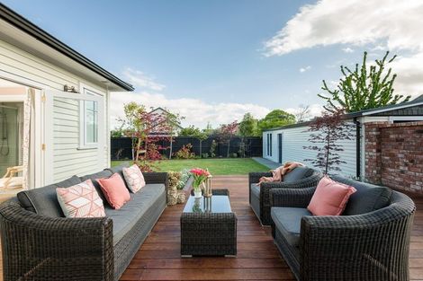 Photo of property in 4 Kahu Road, Riccarton, Christchurch, 8041