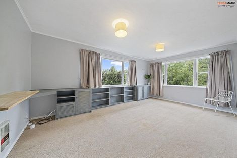 Photo of property in 4a Deller Grove, Silverstream, Upper Hutt, 5019