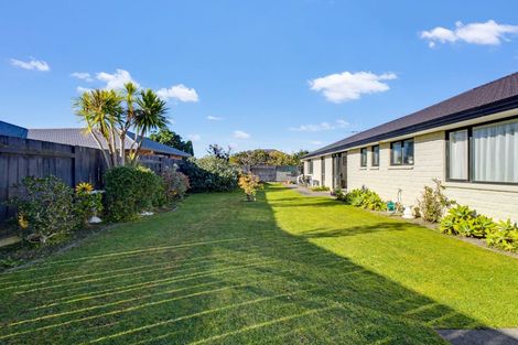 Photo of property in 47 Meridian Grove, Kelvin Grove, Palmerston North, 4414