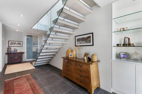 Photo of property in 15 Faulks Terrace, Wanaka, 9305