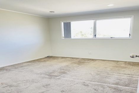 Photo of property in 16 Nan Place, Pakuranga Heights, Auckland, 2010