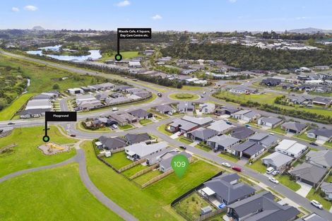 Photo of property in 109 Awataha Crescent, Pyes Pa, Tauranga, 3110