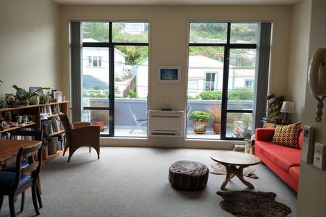 Photo of property in 7 Hanson Street, Mount Cook, Wellington, 6021