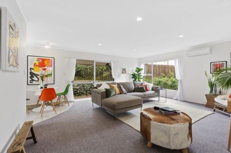 Photo of property in 13 Mallard Grove, Churton Park, Wellington, 6037