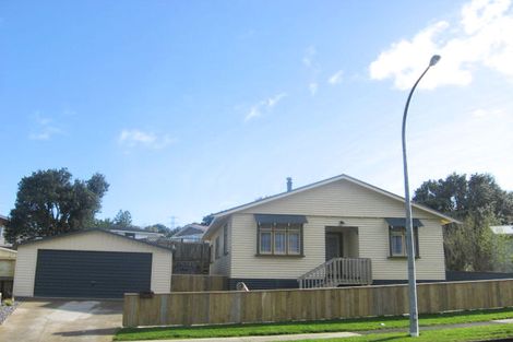 Photo of property in 38 Herekawe Drive, Spotswood, New Plymouth, 4310
