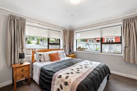 Photo of property in 72 Moeraki Road, Maoribank, Upper Hutt, 5018