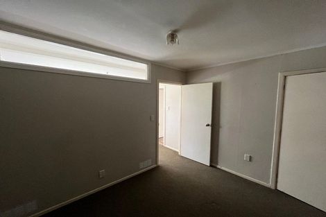 Photo of property in 60 Edmonton Road, Henderson, Auckland, 0612