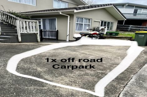Photo of property in 19 Castleford Street, Green Bay, Auckland, 0604