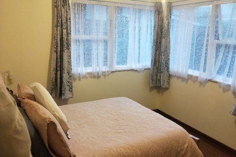 Photo of property in 30 Megan Avenue, Pakuranga Heights, Auckland, 2010