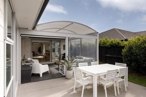 Photo of property in 6 Lakeside Terrace, Omokoroa, 3114