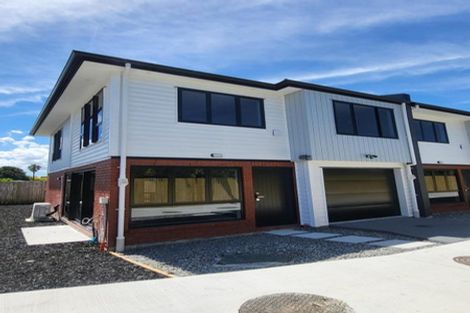 Photo of property in 10 Benton Place, Manurewa, Auckland, 2102