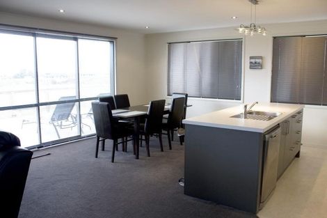 Photo of property in 2a Northpoint Way, Bell Block, New Plymouth, 4312