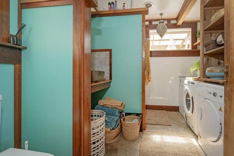 Photo of property in 8 Laycock Road, Tairua, 3508