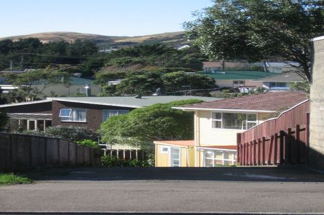 Photo of property in 36 Bracken Road, Paparangi, Wellington, 6037