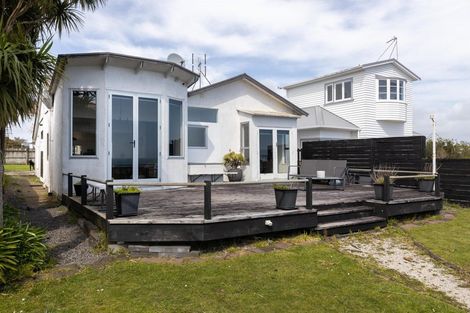 Photo of property in 419 Devon Street West, Lynmouth, New Plymouth, 4310