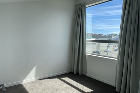 Photo of property in 2u3 Stone Street, Miramar, Wellington, 6022