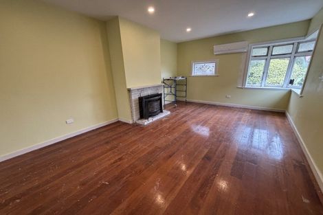 Photo of property in 253 College Street, West End, Palmerston North, 4412