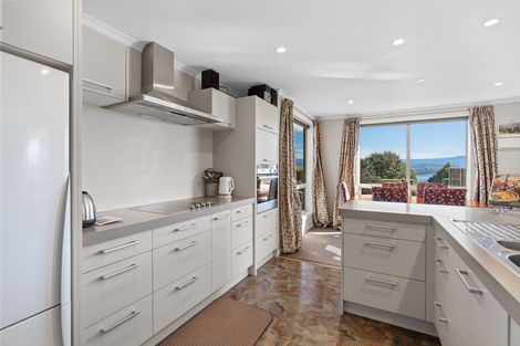 Photo of property in 28 Titri Road, Waihola, Outram, 9073
