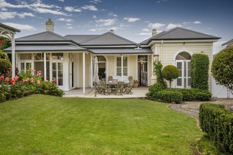 Photo of property in 15 Jubilee Avenue, Devonport, Auckland, 0624