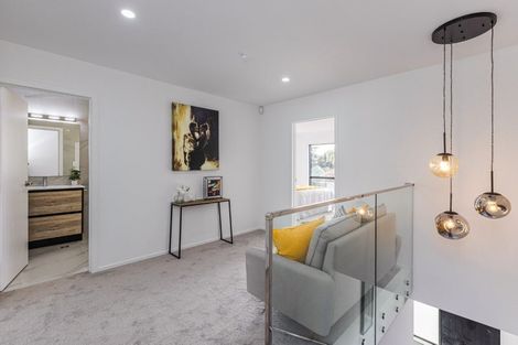 Photo of property in 7c Gladfield Lane, Te Atatu Peninsula, Auckland, 0610