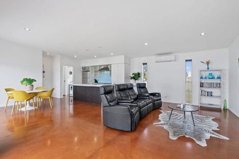 Photo of property in 31 Ata-mahina Way, Ruakaka, 0116