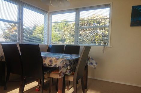 Photo of property in 15 Stanniland Street, Sunnyhills, Auckland, 2010