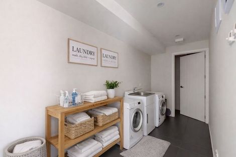 Photo of property in St Andrews Park, 42b Highview Terrace, Queenstown, 9300