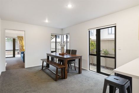 Photo of property in 53 Hawkesbury Avenue, St Albans, Christchurch, 8014