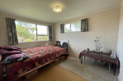 Photo of property in 22 Beaconsfield Road, Midhirst, Stratford, 4394