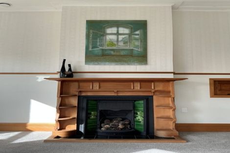 Photo of property in 4 Handley Place, Glen Avon, New Plymouth, 4312