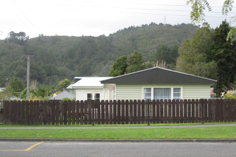 Photo of property in 21b Tawhai Street, Stokes Valley, Lower Hutt, 5019