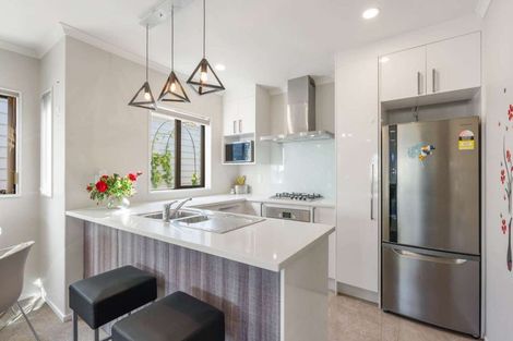 Photo of property in 4 Tribute Loop, Takanini, 2112