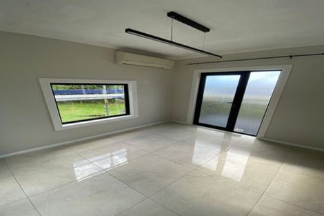 Photo of property in 52 Chamberlain Road, Karori, Wellington, 6012