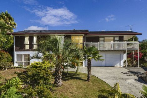 Photo of property in 29 Jellicoe Road, Murrays Bay, Auckland, 0630