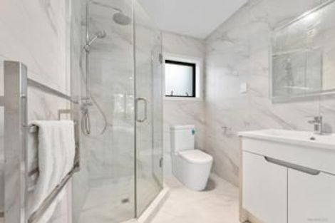 Photo of property in 4/1 Kaponga Crescent, New Lynn, Auckland, 0600