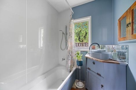 Photo of property in 49 Faraday Street, Hospital Hill, Napier, 4110