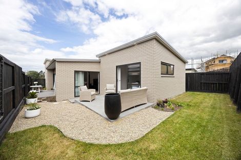 Photo of property in 16 Lumino Terrace, Peacocke, Hamilton, 3206