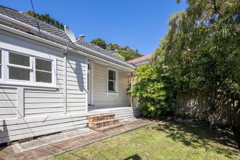 Photo of property in 145 Aro Street, Aro Valley, Wellington, 6021