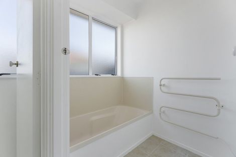 Photo of property in 20 Peppertree Glade, Kelvin Grove, Palmerston North, 4414