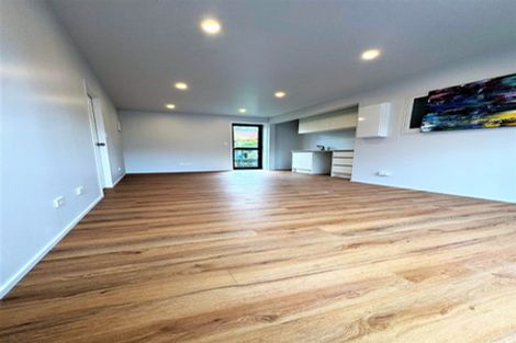 Photo of property in 8 Terrylyn Drive, Hillcrest, Auckland, 0627