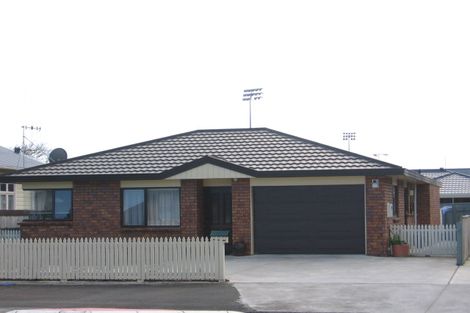 Photo of property in 42a Durham Street, Levin, 5510