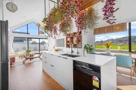 Photo of property in 2 Emeline Chapman Drive, Cracroft, Christchurch, 8022