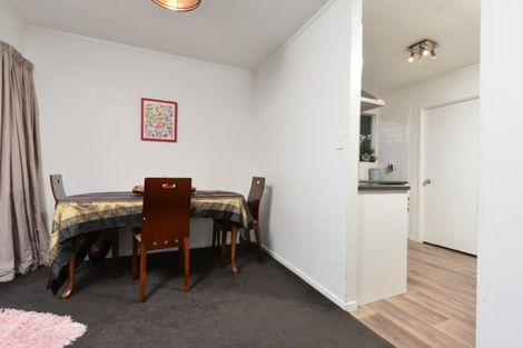 Photo of property in 35 Purcell Place, Melville, Hamilton, 3206